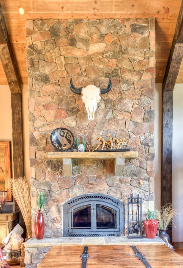 Antler Ridge Lodge บิกสกาย ภายนอก รูปภาพ